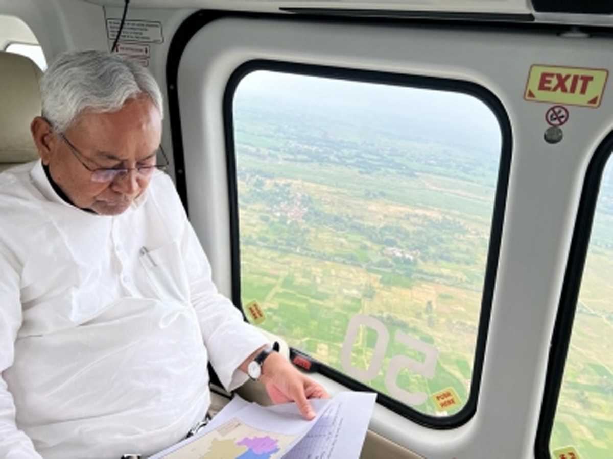 नीतीश ने हवाई सर्वेक्षण कर कम बारिश वाले इलाकों का लिया जायजा, अधिकारियों को दिए निर्देश